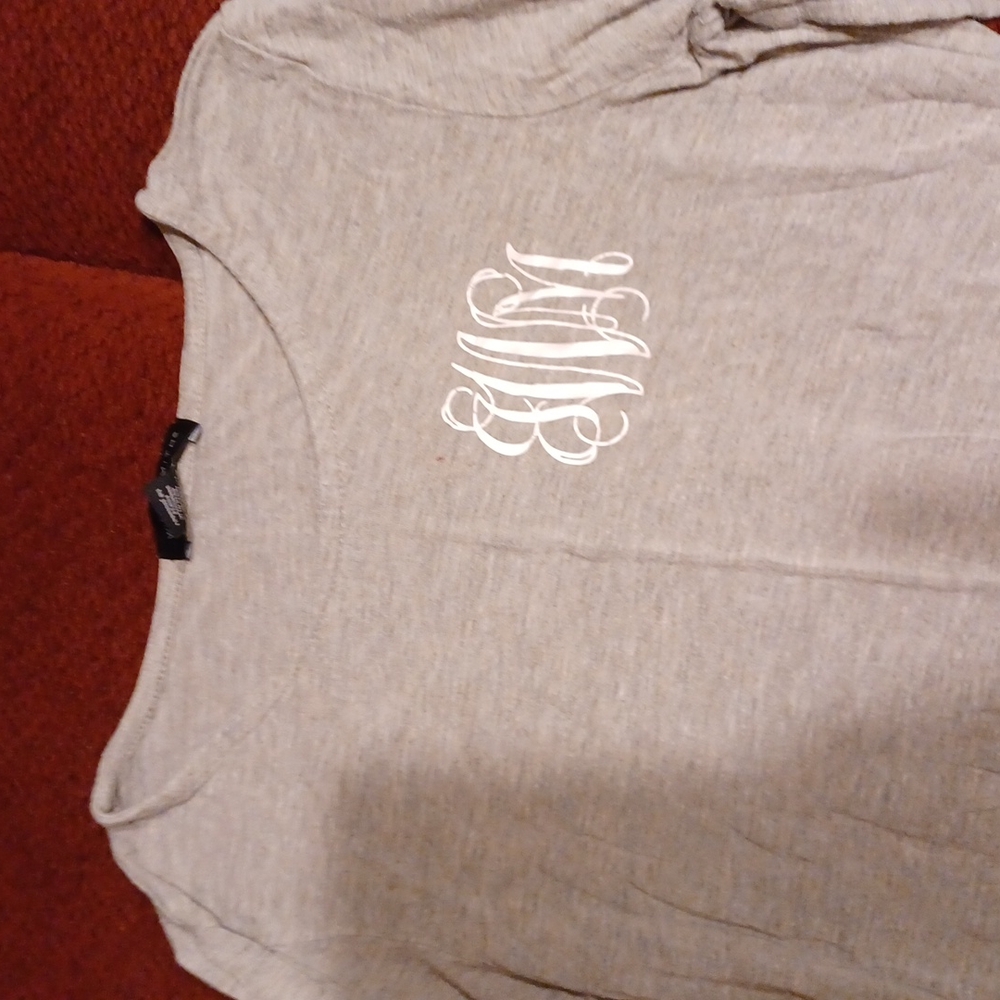 Top - Picture 2 of 2